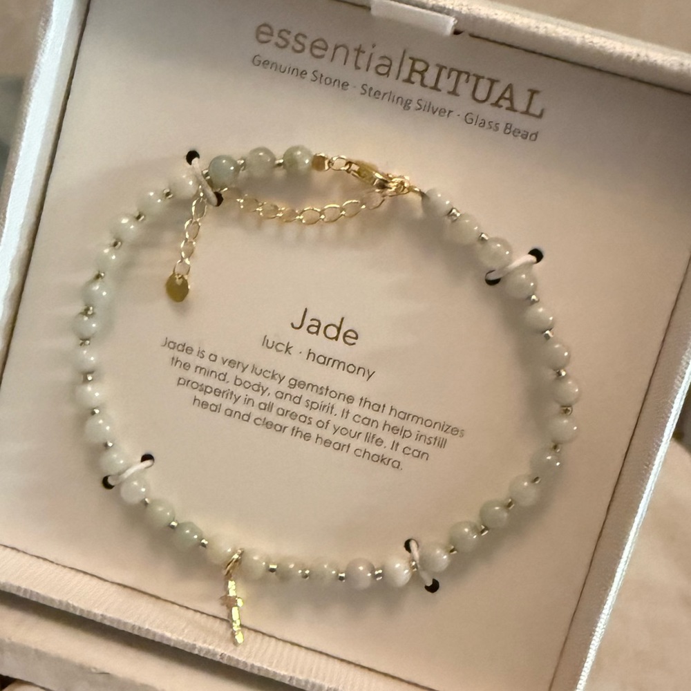 ⚡️Essential Ritual Jade Bracelet - Picture 2 of 3